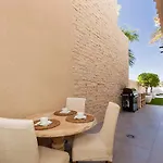 La Caleta Golf 别墅