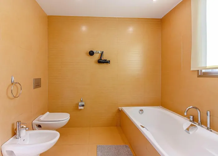 Вілла La Caleta Golf Адехе