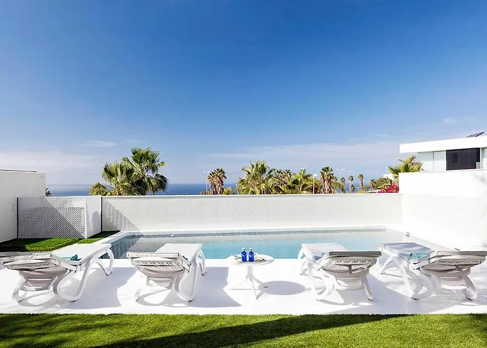 La Caleta Golf Вилла *